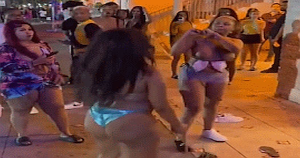 Hood Titty Flopping Fight